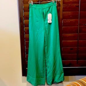 Zara Trousers XS NWT Kelly Green